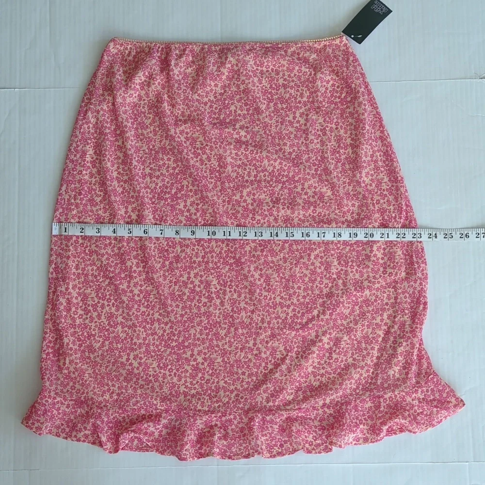 NWT Wild Fable Floral Ruffle Hem Midi Skirt LARGE Pink Dainty - Picture 13 of 14